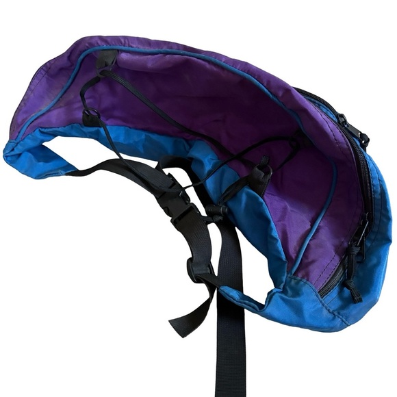 Vintage LL Bean Fanny Pack – Blue & Purple Nylon Waist Bag with Logo Patch – 90s - Picture 4 of 11